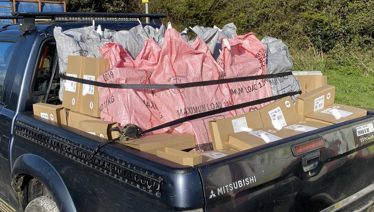 Huge thanks to <a href="/RoyalMail/">Royal Mail</a>-Dorchester for going the extra mile today to help get 250 bike locks out to the motorcycling community of Dorset. It really makes us smile when you find a member of staff who is just amazing and is keen to make things work 😃🙏