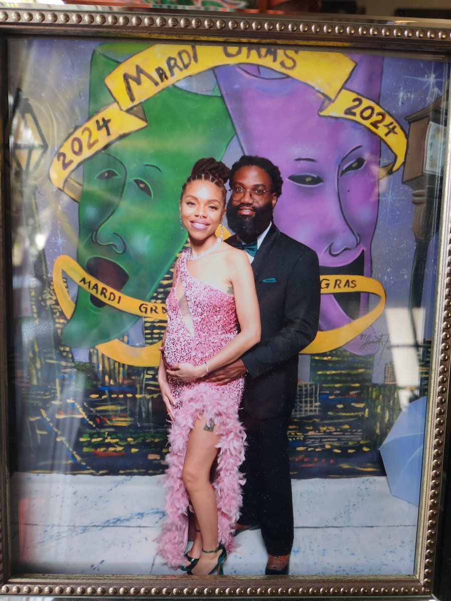 Because I was on a cruise, I missed the Mardi Gras pictures. My babies are beautiful!!!
#AMOTHERSLOVE