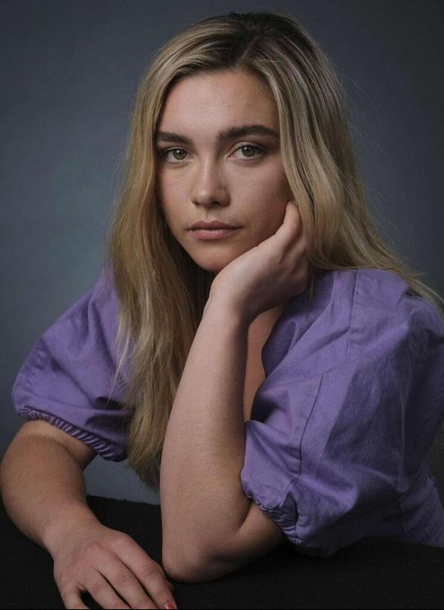 FLORENCE PUGH - Página 6 GJ7DfF8XIAEwLav?format=jpg&name=small