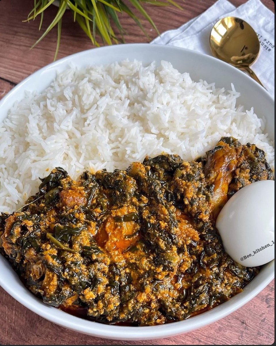 Rice with efo riro or Rice with egusi?