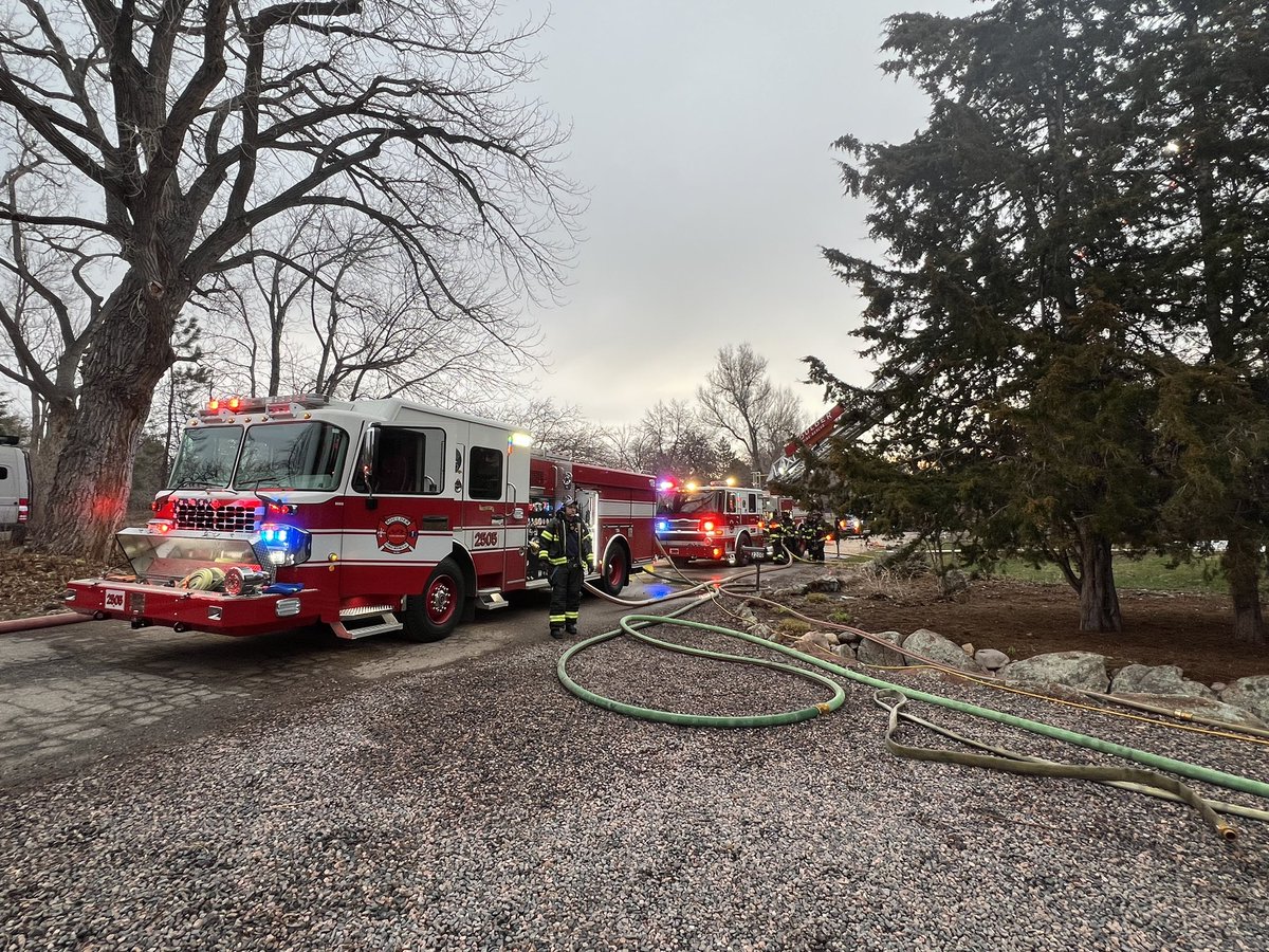 boulder_fire tweet picture