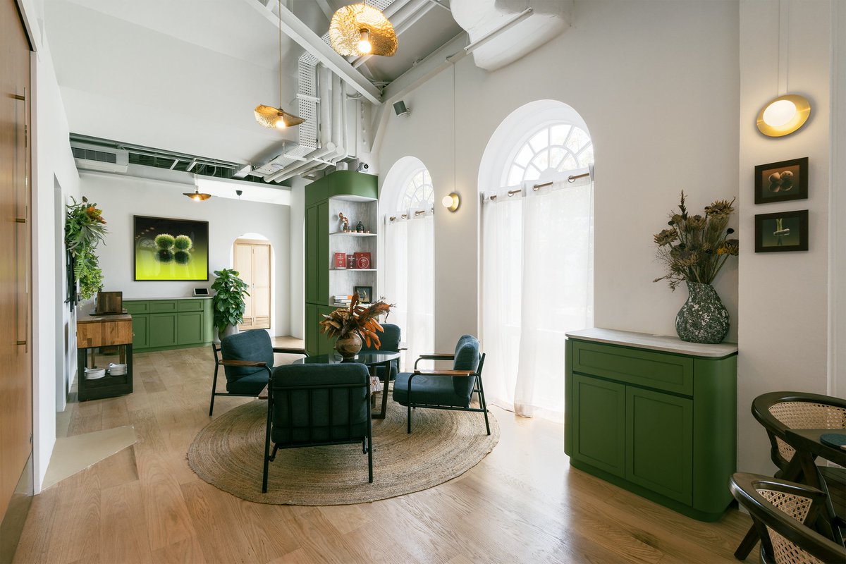 🌞 Dine Amidst Nature's Embrace at STPI Robertson Quay

Restaurant JAG's new home offers a countryside garden ambiance in the heart of Singapore. Enjoy an immersive dining experience surrounded by greenery and bathed in natural light. Discover the magic of Robertson Quay. 🌳🌞