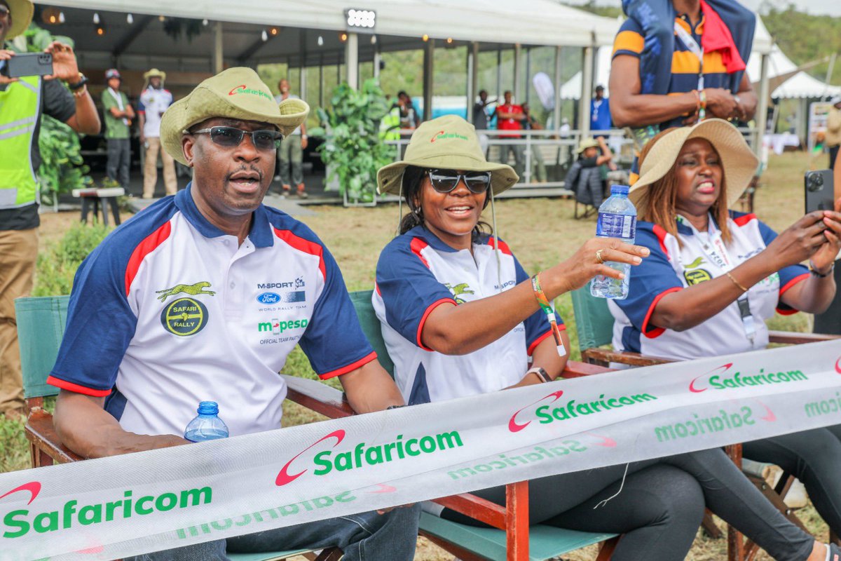 SafaricomPLC's tweet image. All smiles over here! It’s been a Superfastastic day! 🙌🏾😎🏎️💨 #LifeElevated #SpeedElevated #ExperienceElevated #WRCSafariRally