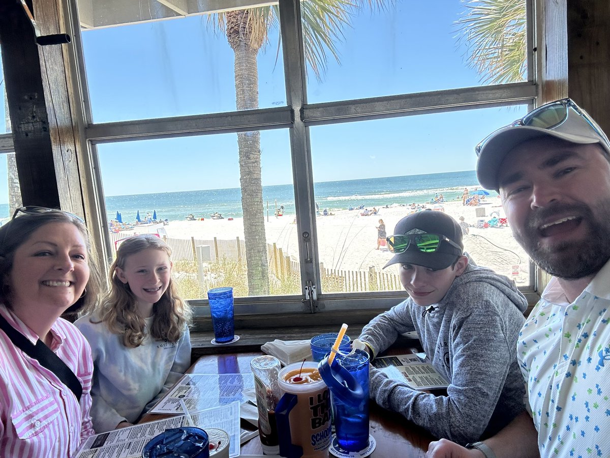 Mike Hart tweet media