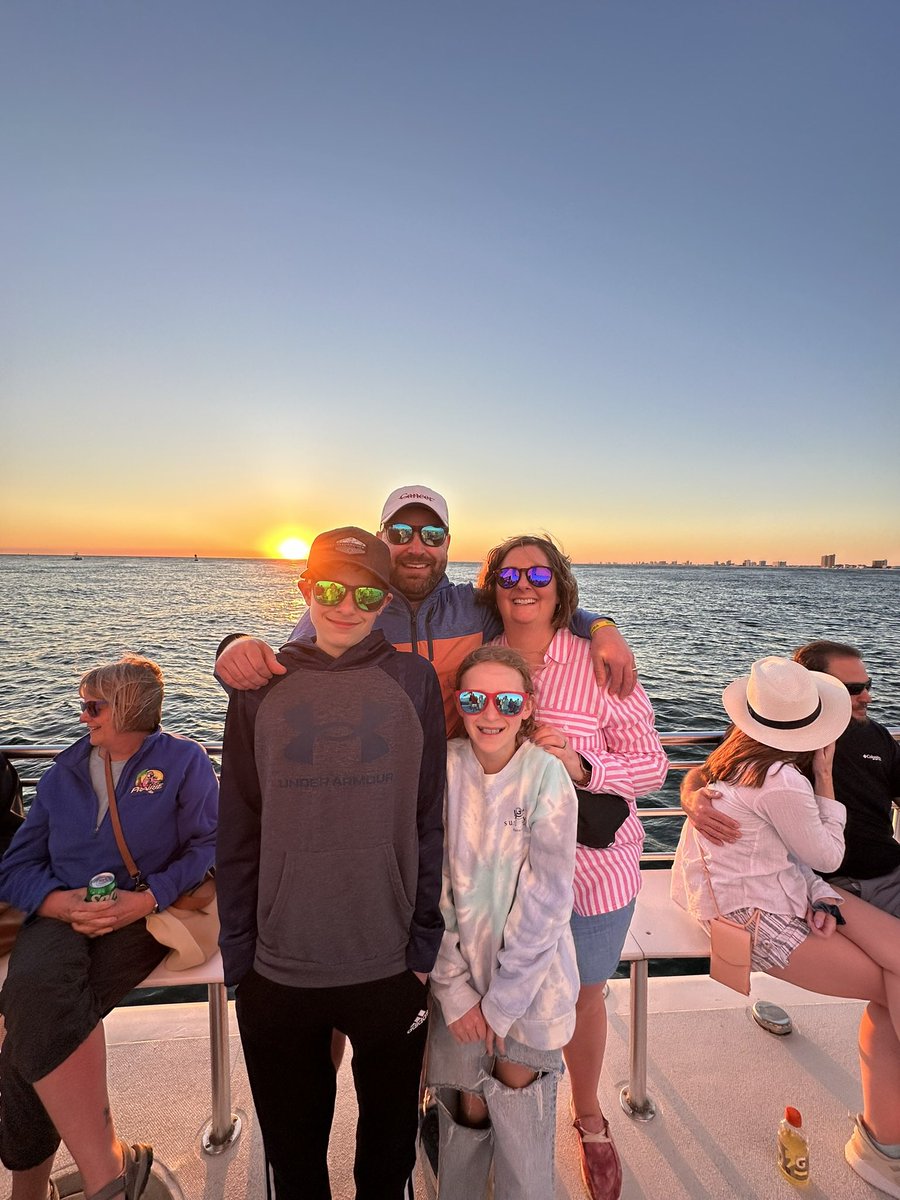 Mike Hart tweet media