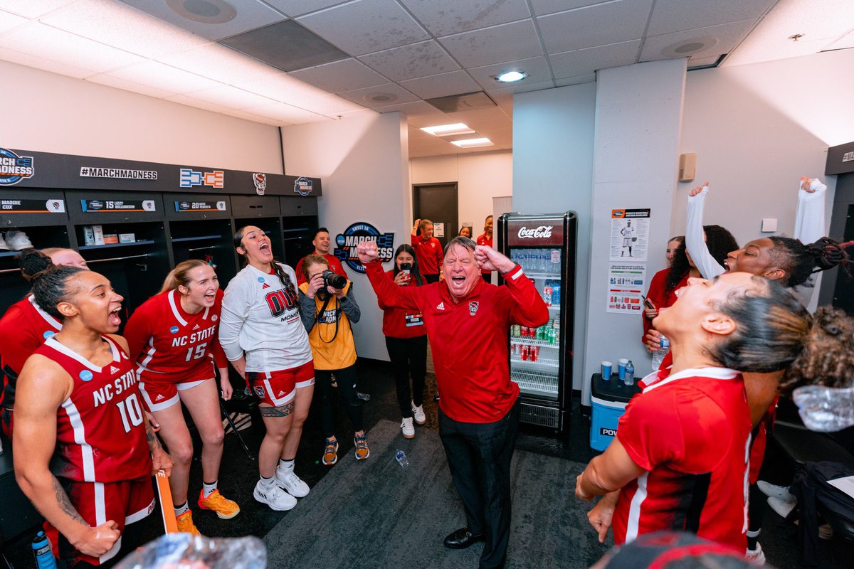 BarstoolPack's tweet photo. Good Morning https://t.co/zffmbQ6Hbk