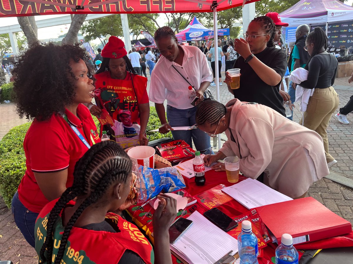 🚨Happening Now🚨

The @EFFSouthAfrica volunteers are still here at the #RandEasterShow2024, stall L12.we We will be here until Monday, 01 April 2024. Come and sign your @EFFSouthAfrica membership in the EFF Stall and buy EFF Mercahndise