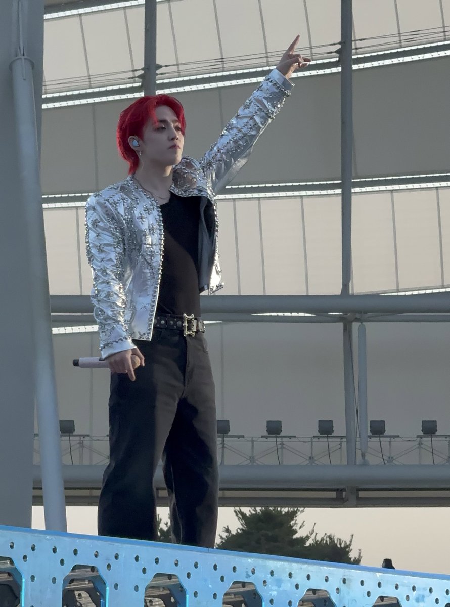 cscthnkr's tweet image. that’s the love of my life right there ❤️