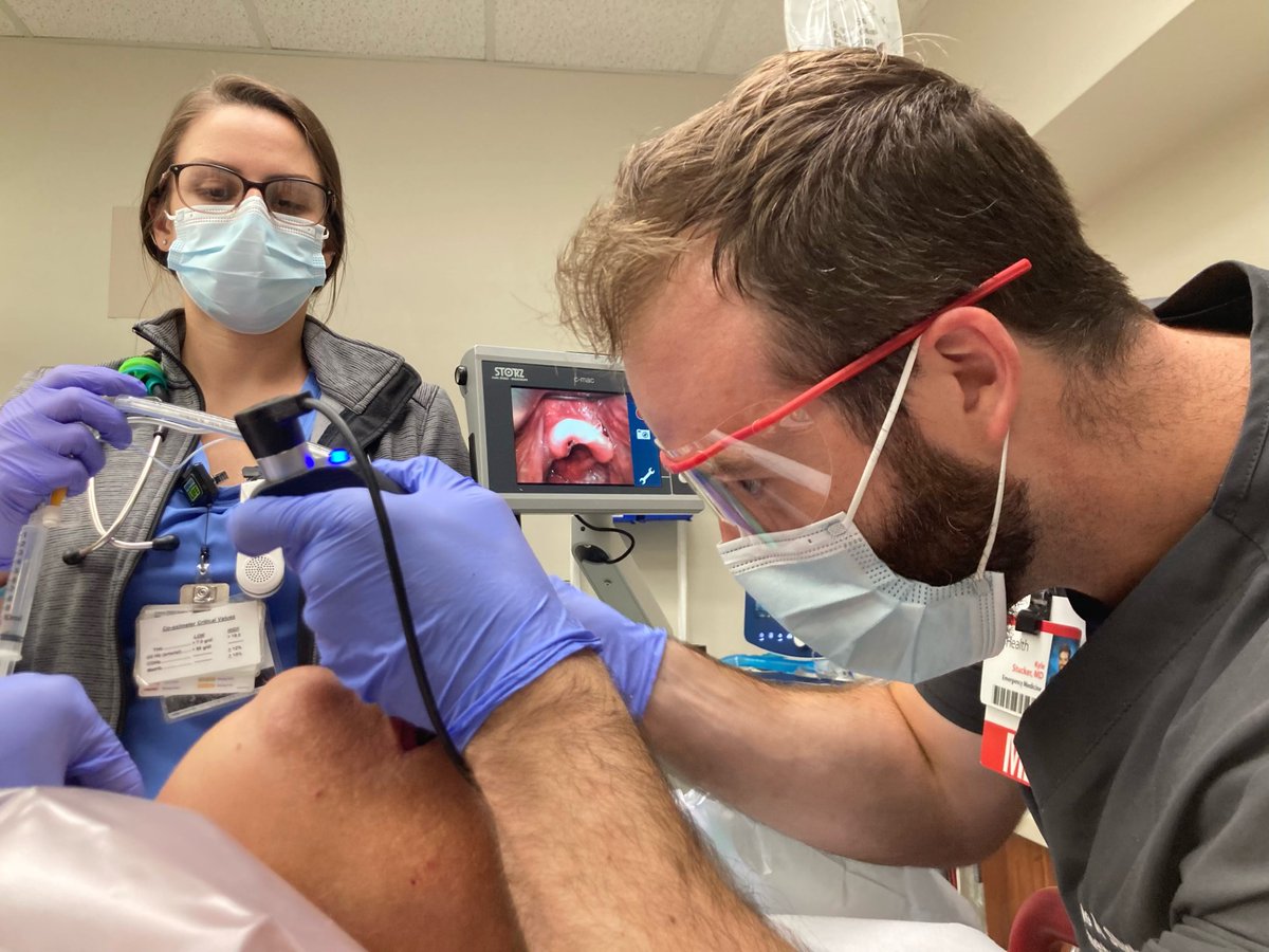 wabashathletics's tweet photo. It's National Doctors Day, and the @WabashFB is honoring recent players who have gone to serve in the medical and dental professions. 

Wabash football players excel on the field and in life!!

https://t.co/WNmYV4qkSI

#WAF https://t.co/FMuoq3L15a