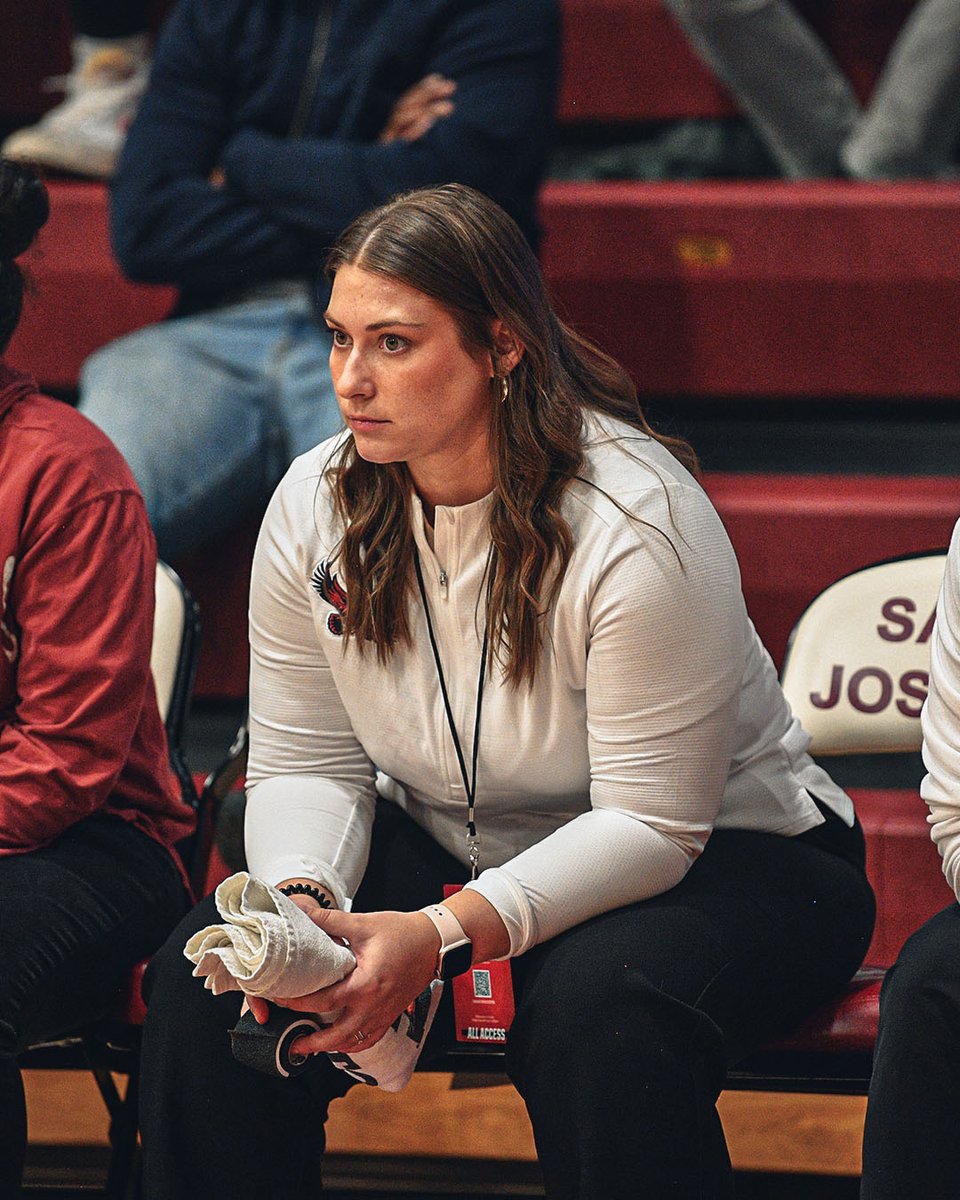 A Christi Lee appreciation post 🙌 Happy National Athletic Training Month to the best AT in the country 🤩 #THWND