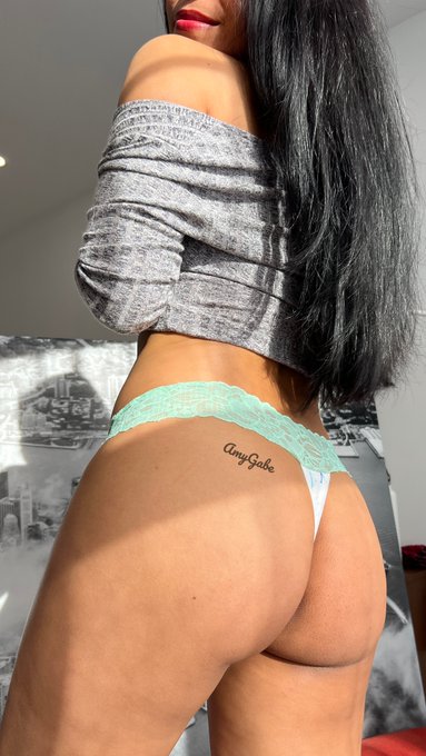 Vote for @AmyGabe4 in the MV Contest April Showers Contest @manyvids https://t.co/j5d9dQ2Gcd https://t