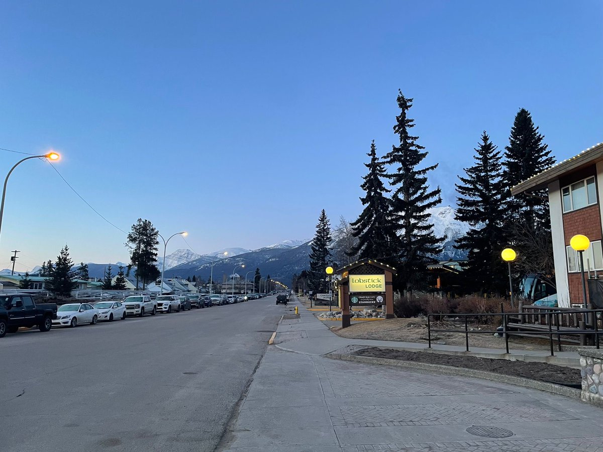 Morning from Jasper! Day 3 is shaping up to be something very special 😍⛷️😎#Jasper2024