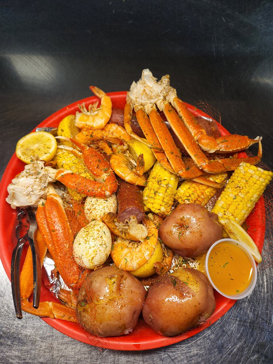 CherrySteak's tweet photo. How can you get any better than great weather, covered deck, Seafood Boil for 1 or 2, music All Day, fantastic signature drinks ALL IN ONE PLACE! CHERRY POCKET IS THE PLACE TO BE! 863-439-2031
#CherryPocket #Music #OutsideDining #SeafoodBoil #Beer #GoodVibes https://t.co/p39NNC6TzL