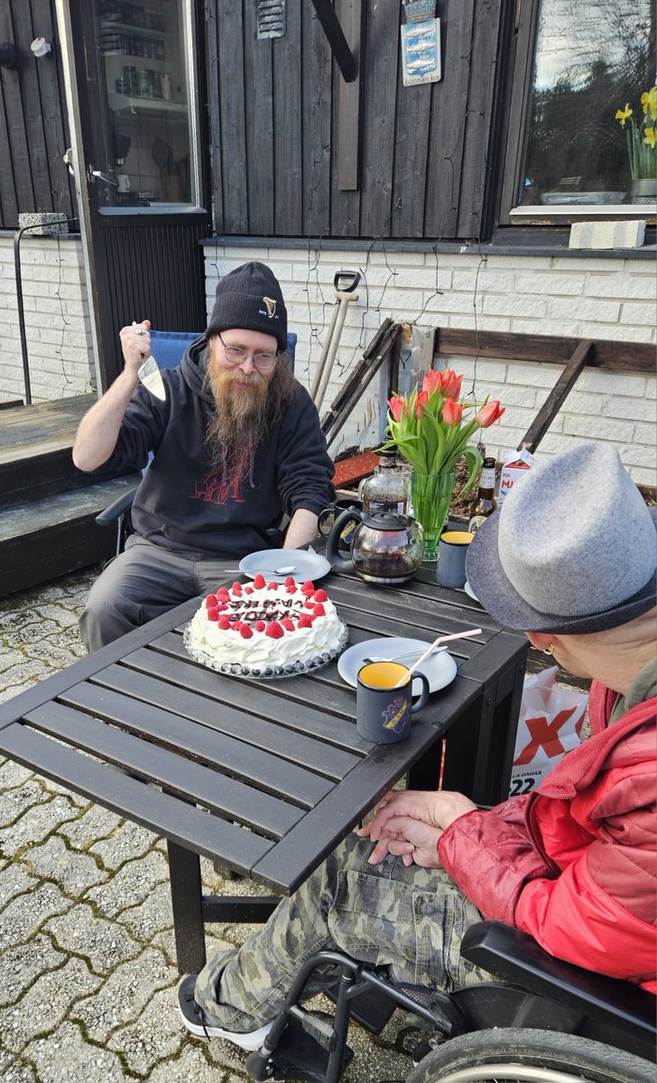 Grattis Magnus🥳 på din 51a PåskAfton🐣