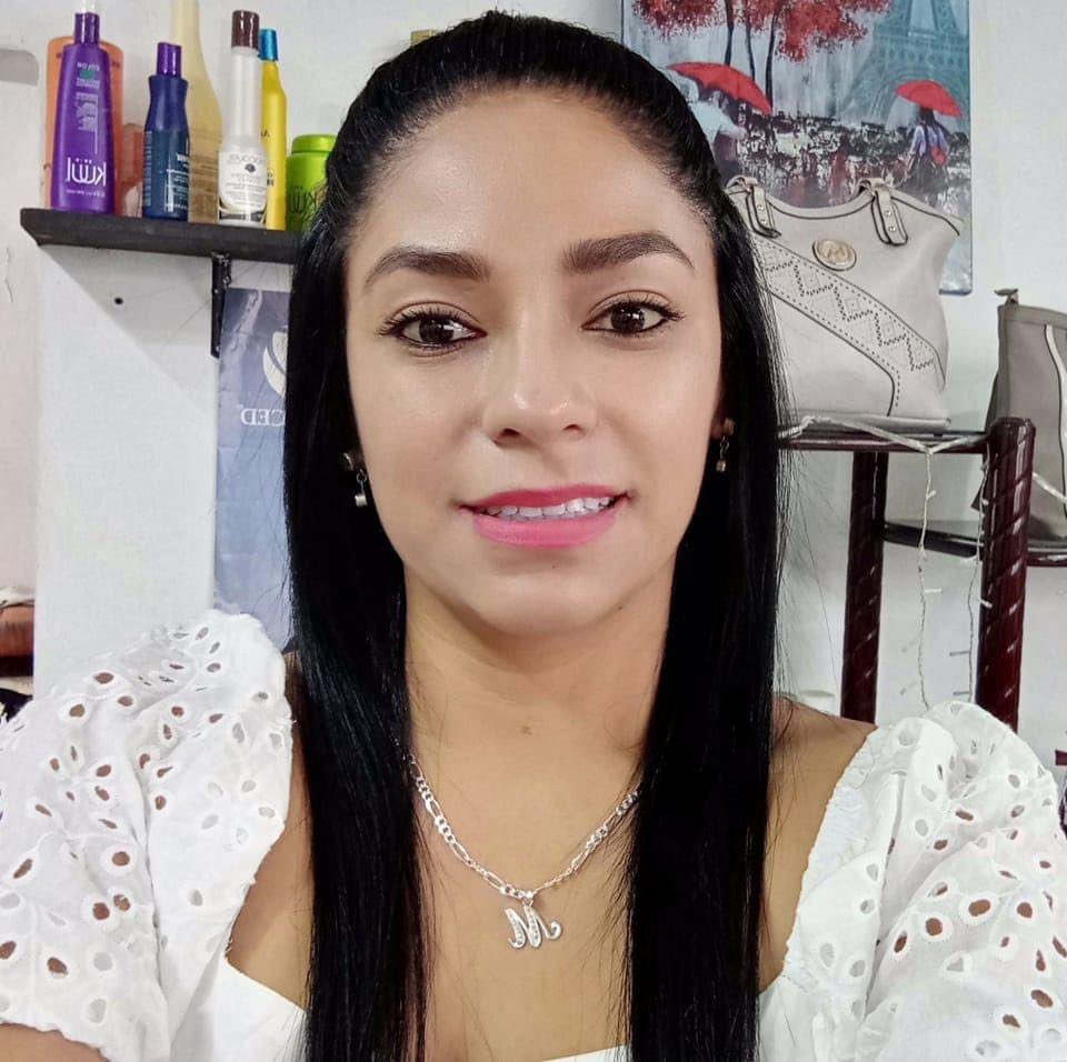 AntiTelevisaMx's tweet photo. Toda esa gente que lincho a una mujer y su hijo de 14 años en #Taxco se convirtió en lo que condenaban, unos ASESlNOS. Nadie tiene el derecho de quitar la vida de nadie y más sin tener pruebas suficientes de que las personas ASESINADAS eran los ASESlNOS de #Camila.

Abro hilo: 👇 https://t.co/ioe2sNLQFL
