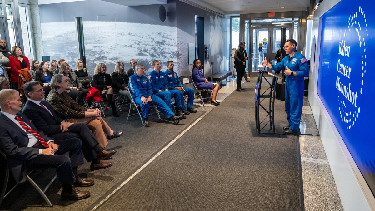 I concluded my USA visit by meeting students from the Rolling Terrace Elementary School, along with astronauts Stephen Bowen and Frank Rubio. I also took part in an event by the Cancer Moonshot initiative, which aims to combat the disease - a common goal of many ISS experiments.