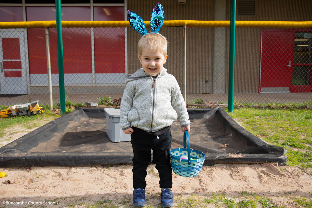 Every Bunny Belongs at BCS buncombeschools.org/article/152951…