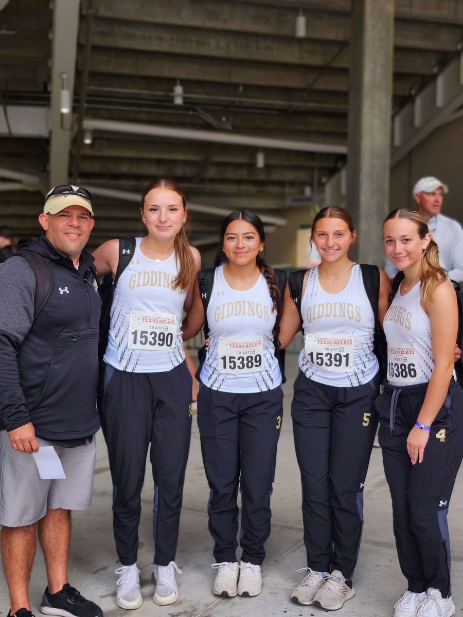 Brett Mouser (@coachbmouser) on Twitter photo Great opportunity to compete at the Texas Relays for our Lady Buffs 4x100 relay! <a href="/GiddingsXC/">Giddings XC</a> <a href="/GiddingsIsd/">GiddingsISD</a> Great opportunity to compete at the Texas Relays for our Lady Buffs 4x100 relay! <a href="/GiddingsXC/">Giddings XC</a> <a href="/GiddingsIsd/">GiddingsISD</a>