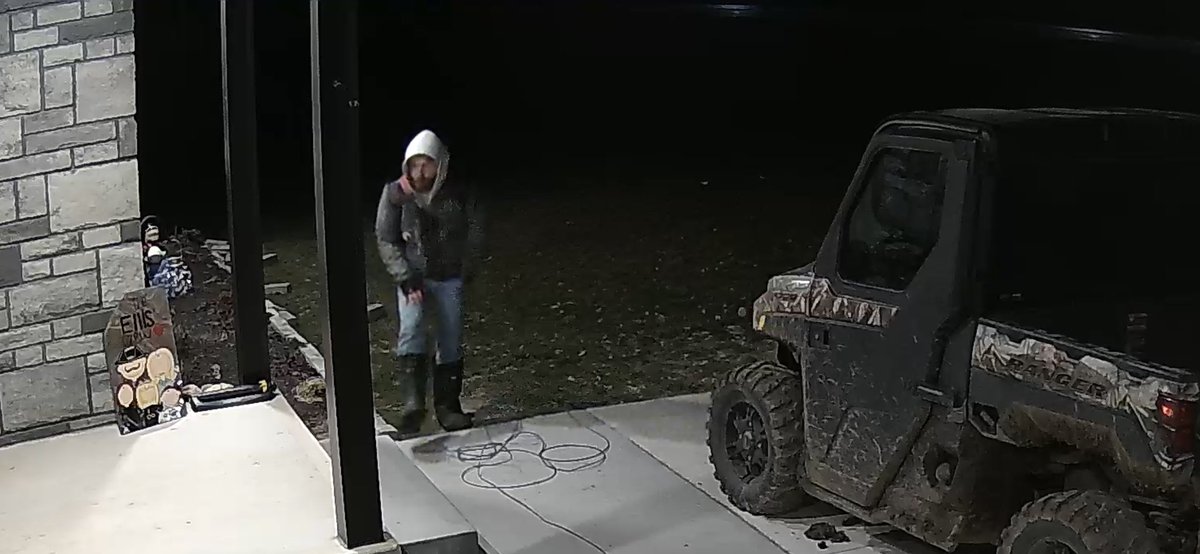 devoellis's tweet image. 2022 Polairs Ranger XP stolen last night from Palmerston by this jambroni.  Please share.