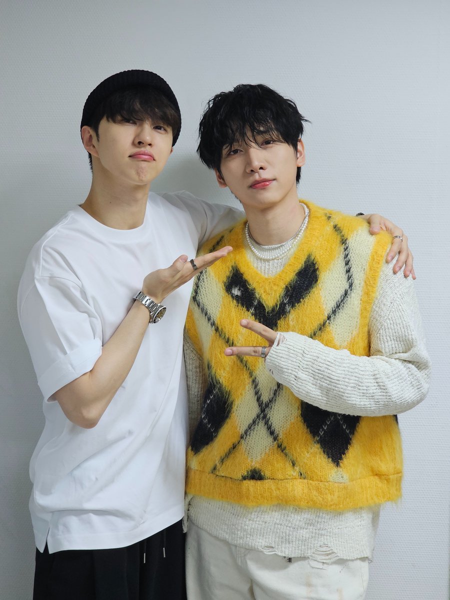 jaehwany0406's tweet photo. 울 막냉이 팬콘 고생 많았다☺️👍🏻🫶🏻 https://t.co/XxKENd9Xch