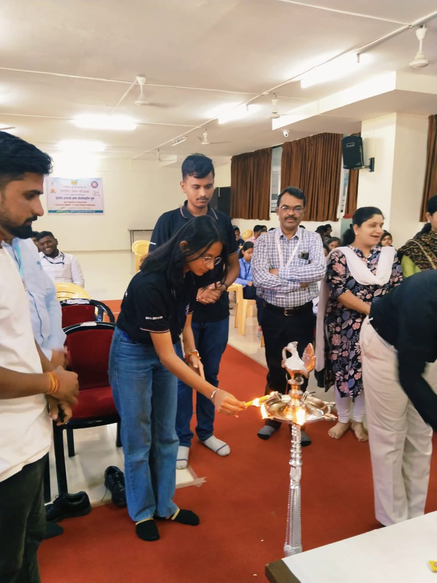 NSS_VIIT_PUNE's tweet photo. NSS Volunteers Shine Bright!*✨
Our amazing NSS volunteers just rocked a Personality Development &amp; Leadership Skills program at Trinity College of Engineering  This will make them even stronger  changemakers in our community!
The program focused on essential skills. https://t.co/a5PoYpjFI7