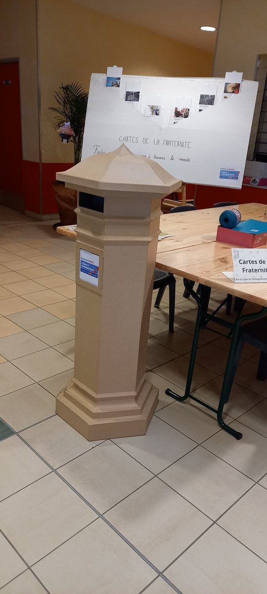 Des ateliers, des dédicaces, des livres, des dessins.....superbe première édition du Printemps de la lecture,...et beaucoup de monde pour assister aux spectacles
<a href="/AcReims/">Académie de Reims</a> <a href="/regiongrandest/">Région Grand Est</a> <a href="/PrefetM/">Préfet de la Marne</a> <a href="/CreditMutuel/">Crédit Mutuel</a>