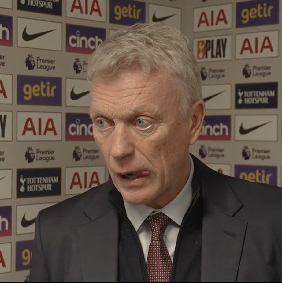 Some poor decisions going against us again, but Moyes in-game management going against us, again. 
#WHUFC