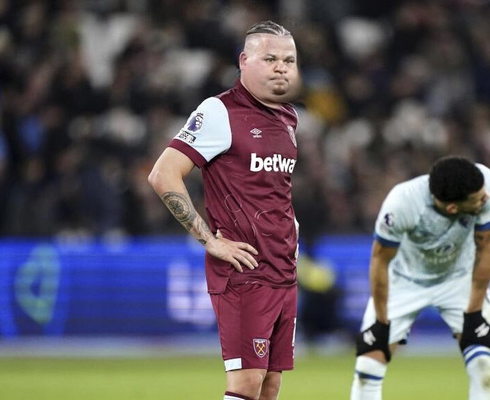 67’: West Ham were 3-1 up against Newcastle

69’: Kalvin Phillips comes on

FT: Newcastle 4-3 West Ham. 

He only managed 2 passes in 30 minutes. Pep ruined him.