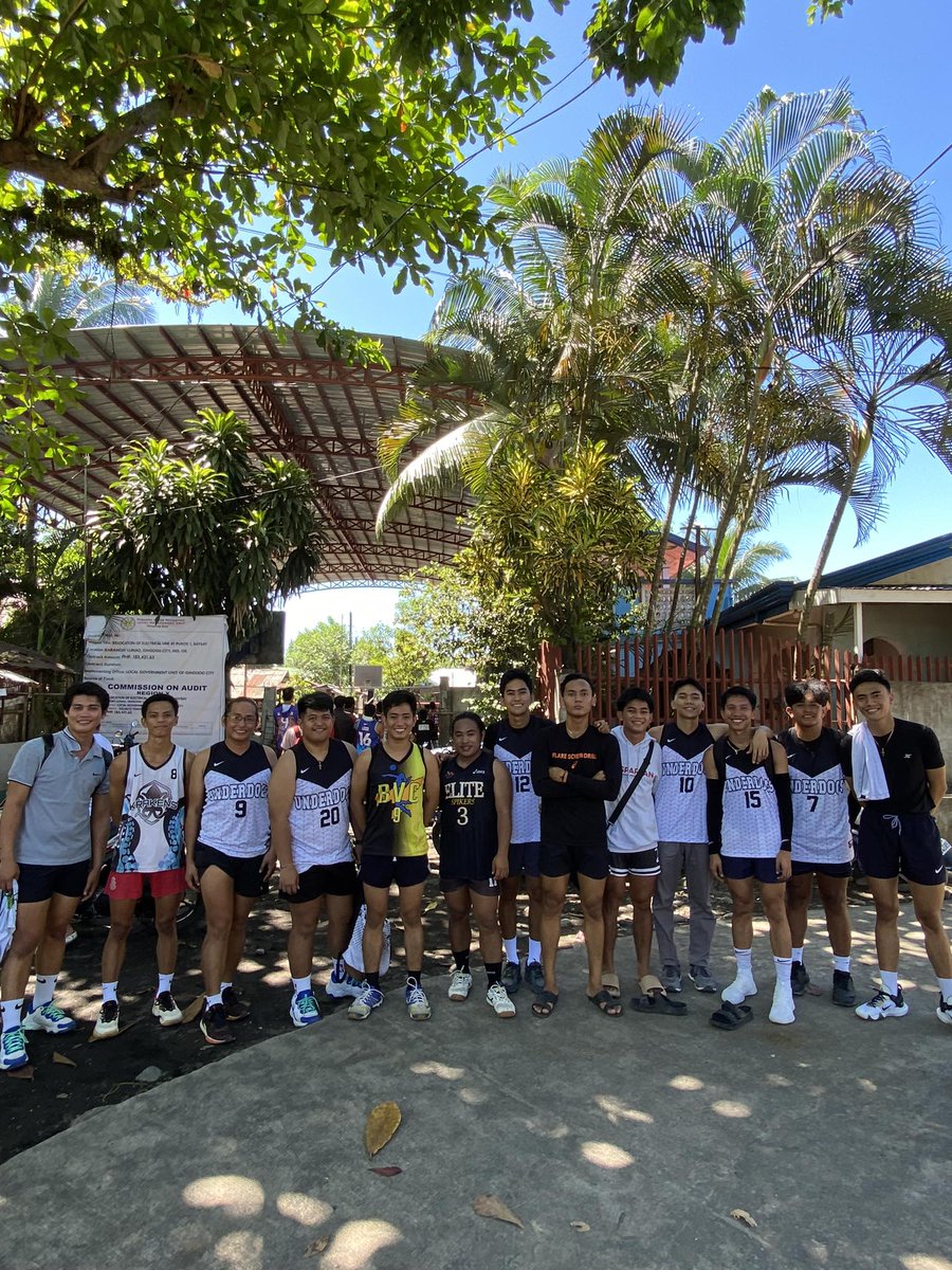 MenianoRod's tweet photo. UNDERDOGS ✨💖 https://t.co/sN1F2u3lJ4