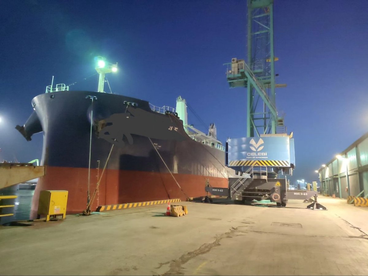 artimet_'s tweet photo. We are in Bandirma, this time our cargo is big bagged cargo. The discharged continues under our supervision.
#Bandirma #Turkiye #BigBag #Discharging #Tally #Damage #Quality #Quantity #inspection #Netherlands #China https://t.co/55ALsy9iDK