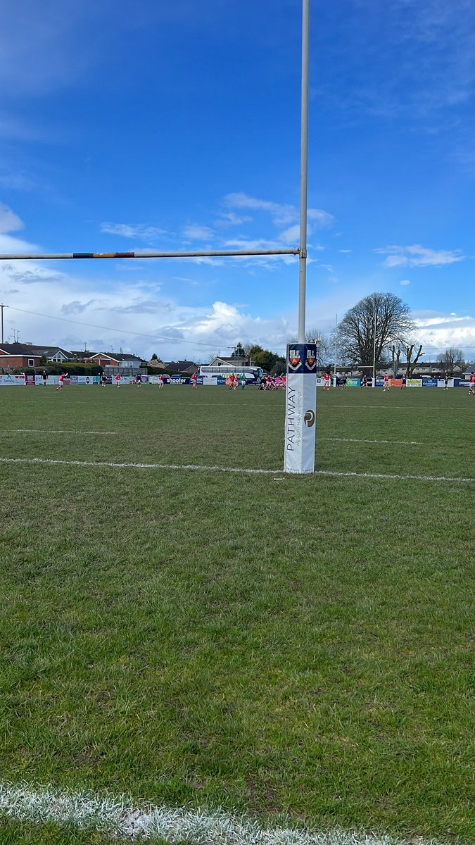 10 mins Alex Weir stretches to score. Jack Hart converts. Bann 14. Bohs 0. @micksaddo