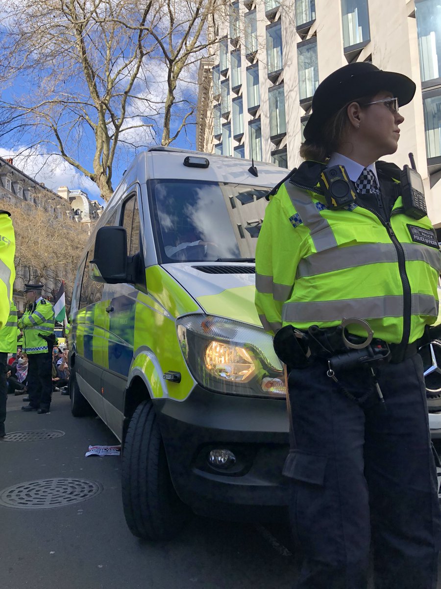 Child held by police taken from Palestine demo. 118 Aldwych WC2. Send numbers.