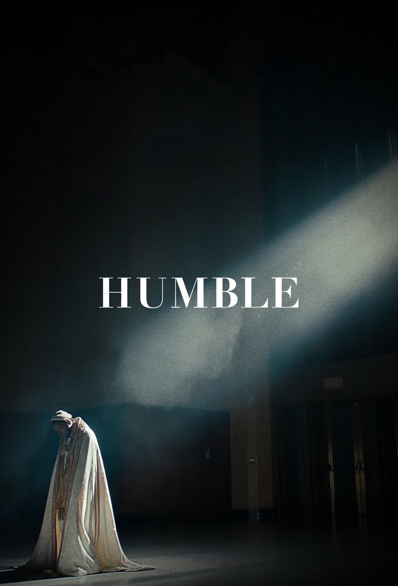 March 30, 2017 @kendricklamar released HUMBLE produced by @MikeWiLLMadeIt and Pluss. It was the lead single to Kendrick’s album Damn.