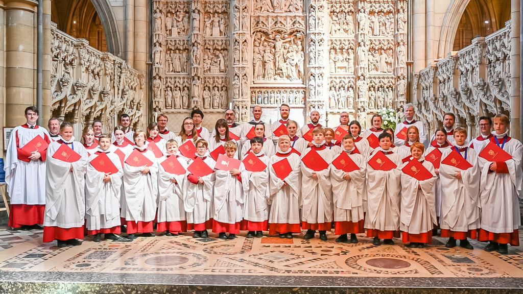 Music sung by the choir at tomorrow's Easter Sunday Eucharist includes Mozart's 'Coronation Mass' and John Taverner's 'Dum transisset'. Evensong includes Howell's St Paul's Service. 10:00 Easter Sunday Festal Eucharist 16:00 Choral Evensong buff.ly/3Tf4lQI