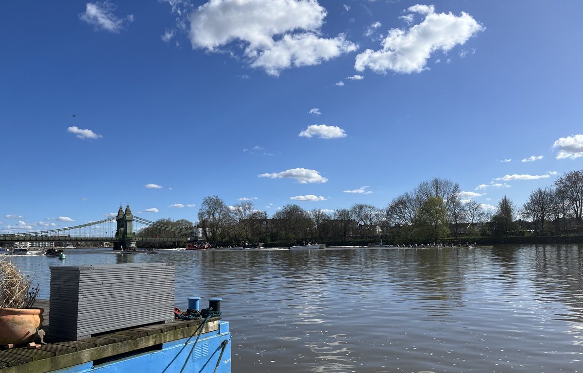 Here they come- women’s boat race at Hammersmith…