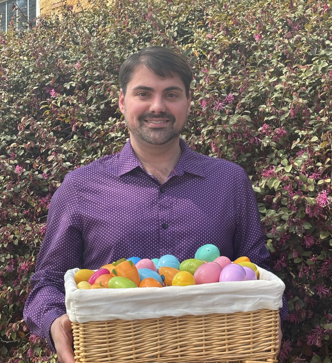 Come see Ben to fill up your baskets with eggs! From 11-4 while supplies last. Can’t wait to see you all!!
.
.
.
#easter #celebrate #candy #eggs #somersetatmadison #madisonal