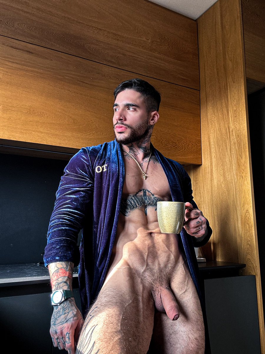 SullivanDom19 tweet picture 