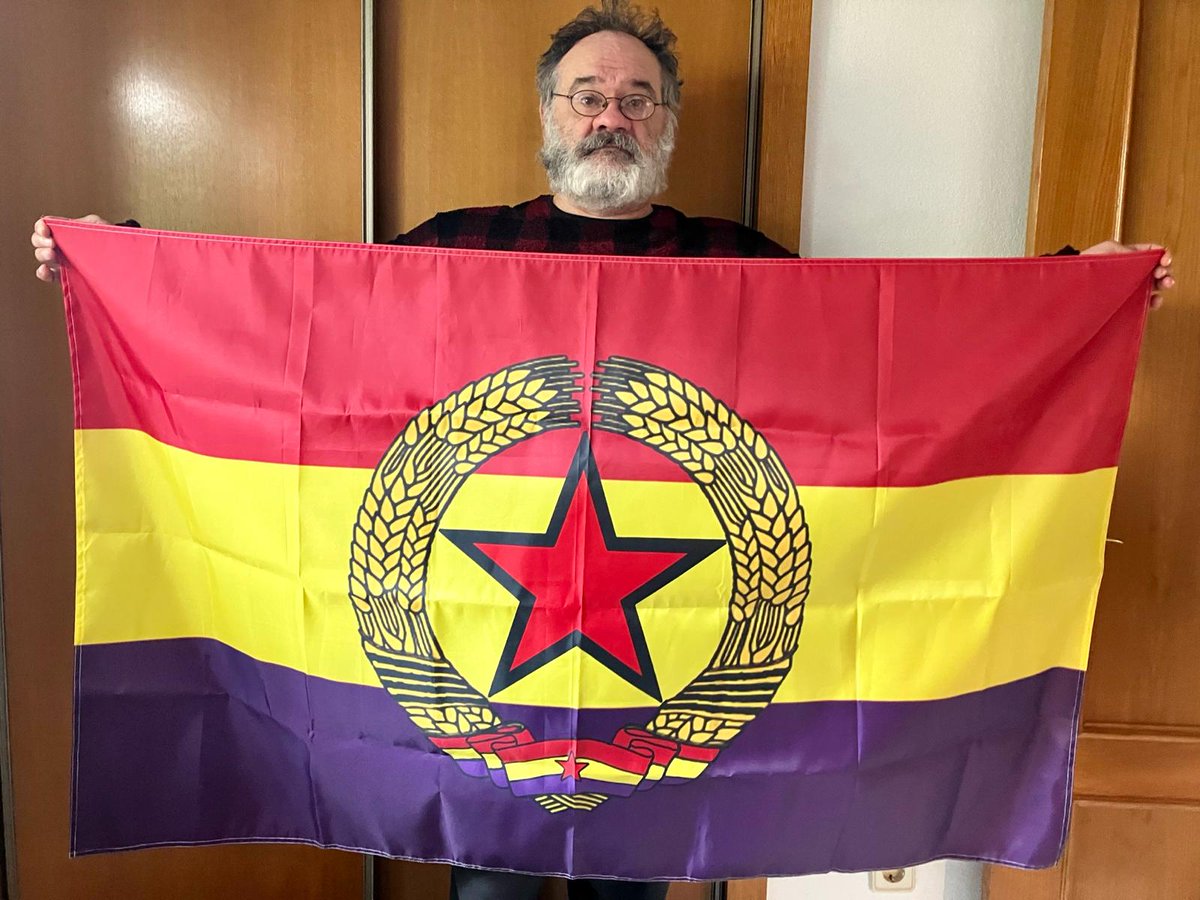 Si tengo que diseñar la bandera del estado federal español sería esta