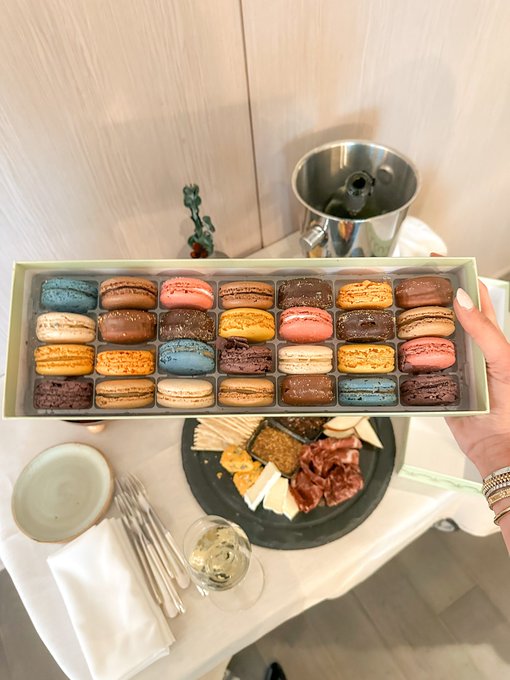 If you&rsquo;re wondering how to set the mood, order the snacks and bubbles 🥂✨ https://t.co/KfC7vcmSZR