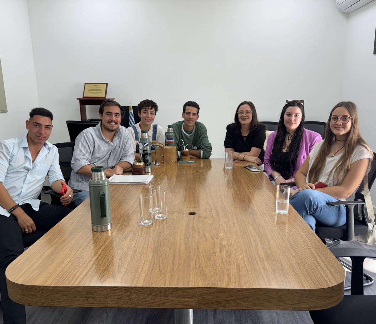 CDJFloresUY's tweet photo. 🗓️ En la mañana de hoy nos reunimos en Sesión Ordinaria por primera vez en el año! https://t.co/IZmXiBsYkp