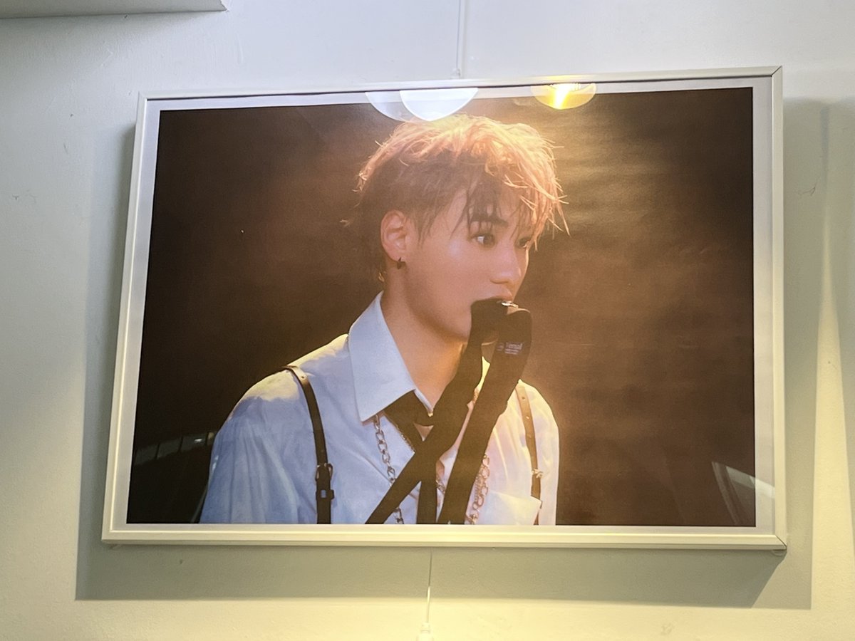 #화창한_너의_봄빛

1일차
꽃밭 그리고 바보