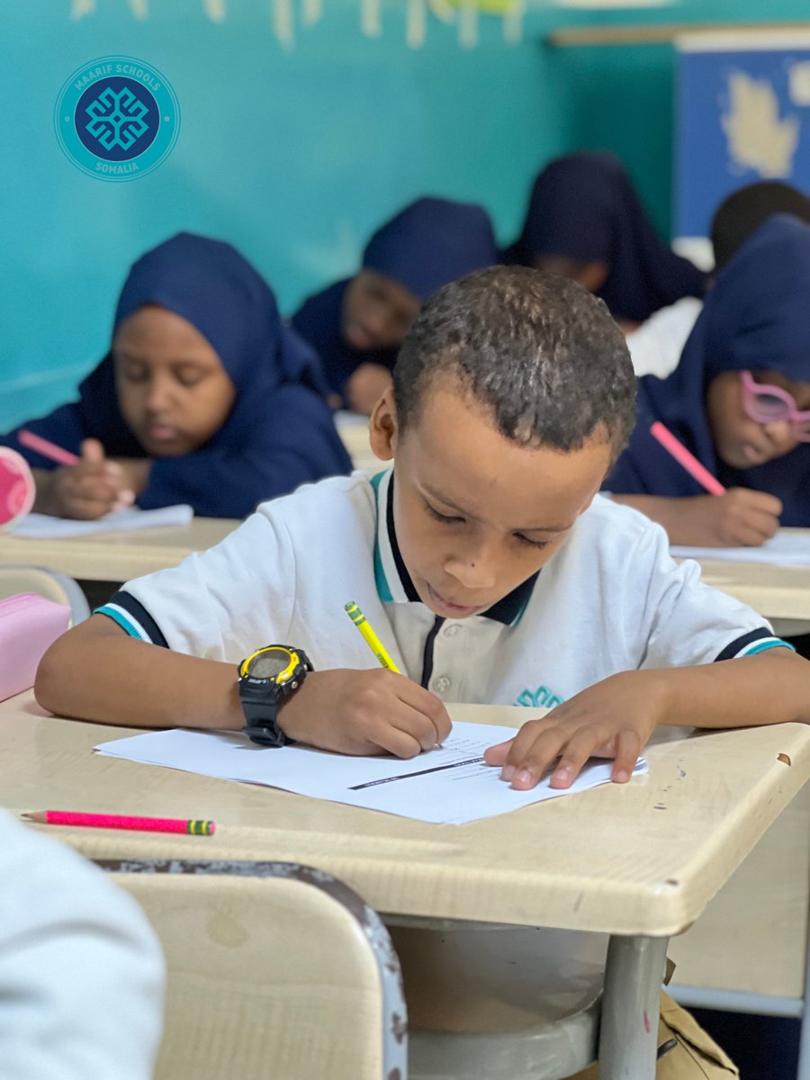 tmfsomalia's tweet photo. 🇸🇴 Xarunteena Benaadir Waxaa ka bilaawdey todobaadka imtixaanka. Dhamaan ardeydeena guul ayaan u rajeyneynaa.
🇹🇷 Benadir Kampüsümüzde sınav haftası başladı. Tüm öğrencilerimize başarılar dileriz.
#Turkish #Maarif #Foundation #school #Somalia #Mogadishu #KM4 #Benaadir #dugsi https://t.co/BEulnUpqkJ