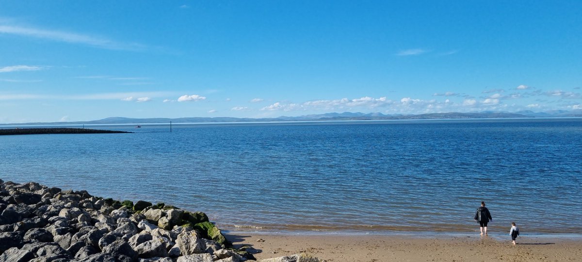 Back home in Morecambe to help out at my family pub, The Pier. Views alright innit!