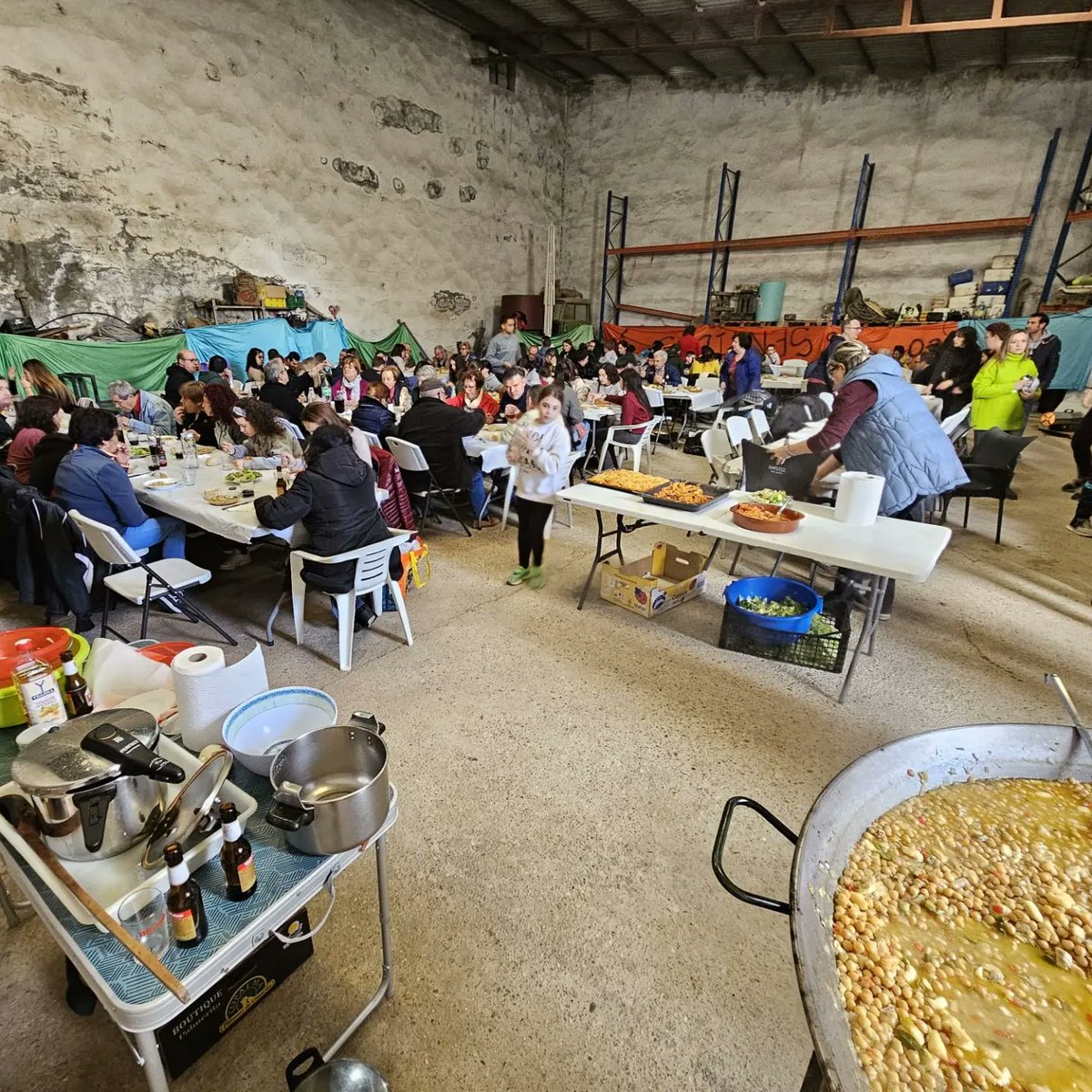 CastroverdeAsoc's tweet photo. Qué decir de las personas que han limpiado, que han organizado, que han cocinado, que han conseguido que todo saliera perfecto. Gracias por hacerlo posible un año más. Gracias. https://t.co/pr0SfVYWwl