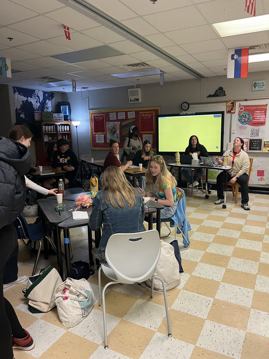 Beth Fowler (@gcpsdrfowler) on Twitter photo Yesterdays Energize and Engage Day at GHS was a huge success! I found it hard to pull myself out of each room as I checked in. <a href="/BHahnGHS/">Brian Hahn</a> 👏👏👏 Yesterdays Energize and Engage Day at GHS was a huge success! I found it hard to pull myself out of each room as I checked in. <a href="/BHahnGHS/">Brian Hahn</a> 👏👏👏