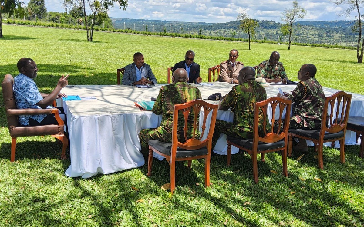 Operation Maliza Uhalifu - North Rift Officers TRAINED, READY! NEW high-tech COMBAT EQUIPMENT, delivered! Head of State HIGH LEVEL security meeting, DONE! It's all systems go... @InteriorKE @NPSOfficial_KE @copskenya1 @Copskenya @DCI_Kenya @KDFMissions @kdfinfo @ngaosKE