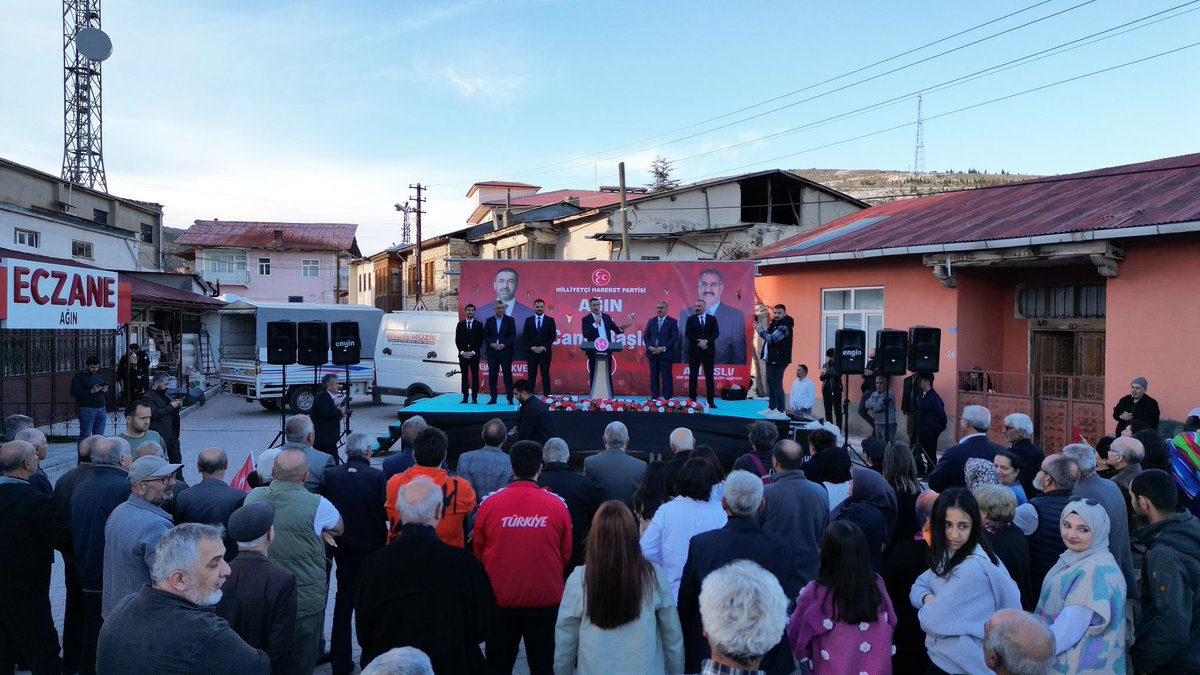 Ağın Mitingimizi büyük bir coşku ve yoğun bir kalabalıkla gerçekleştirdik. 

Rabbim nasip ederse Ali Uslu Başkanımız yola devam ederek, Ağınımızı hak ettiği yere taşımak için gayret ve fedakarlığa devam edecektir. 

Sefer bizden..
Zaferin sahibi sensin Allahım..
Zafer Bismillah..