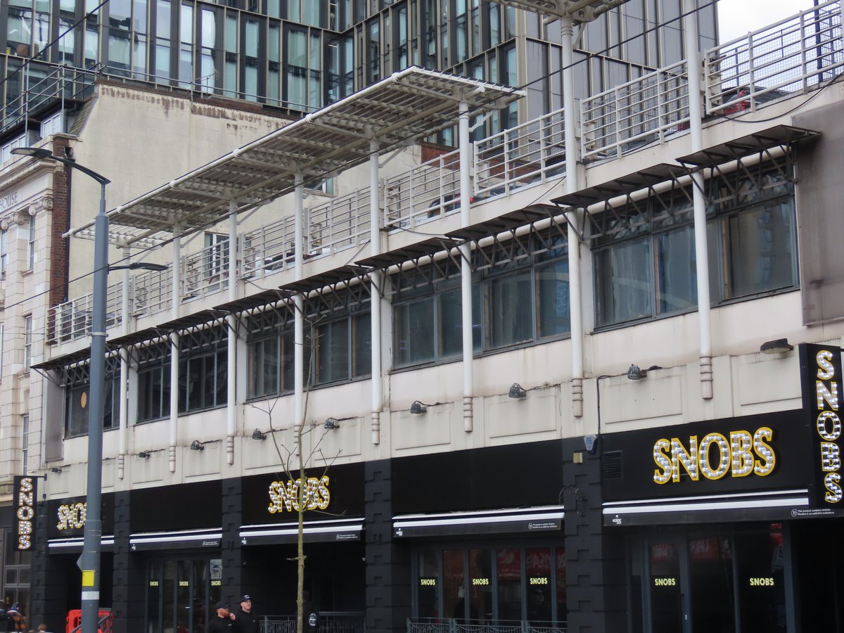 ellrbrown's tweet image. #SNOBS Broad Street @westsidebid