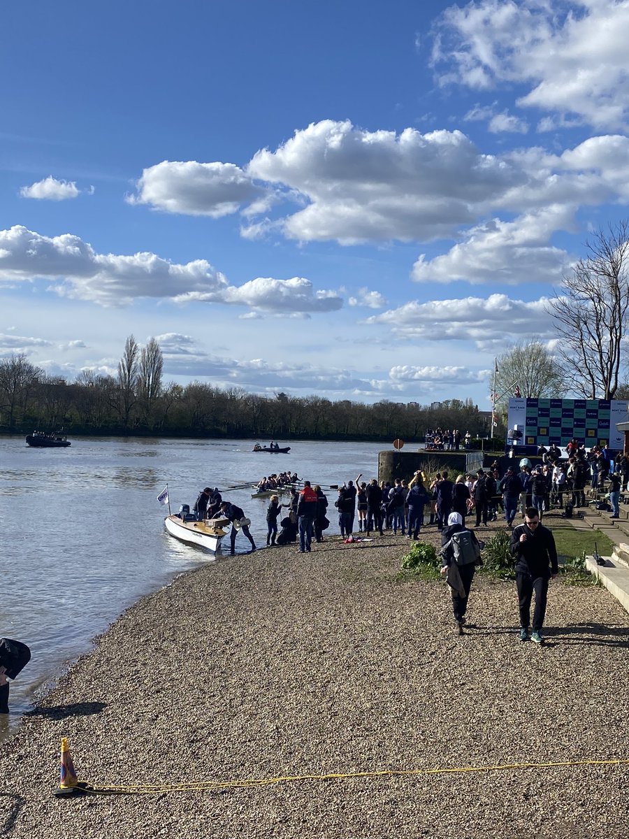 Amazing opportunity to be supporting dark blue at #TheBoatRace with <a href="/JuniorRowing/">JRN</a>🤩 Hugeeeee win for Osiris and the men still to come
