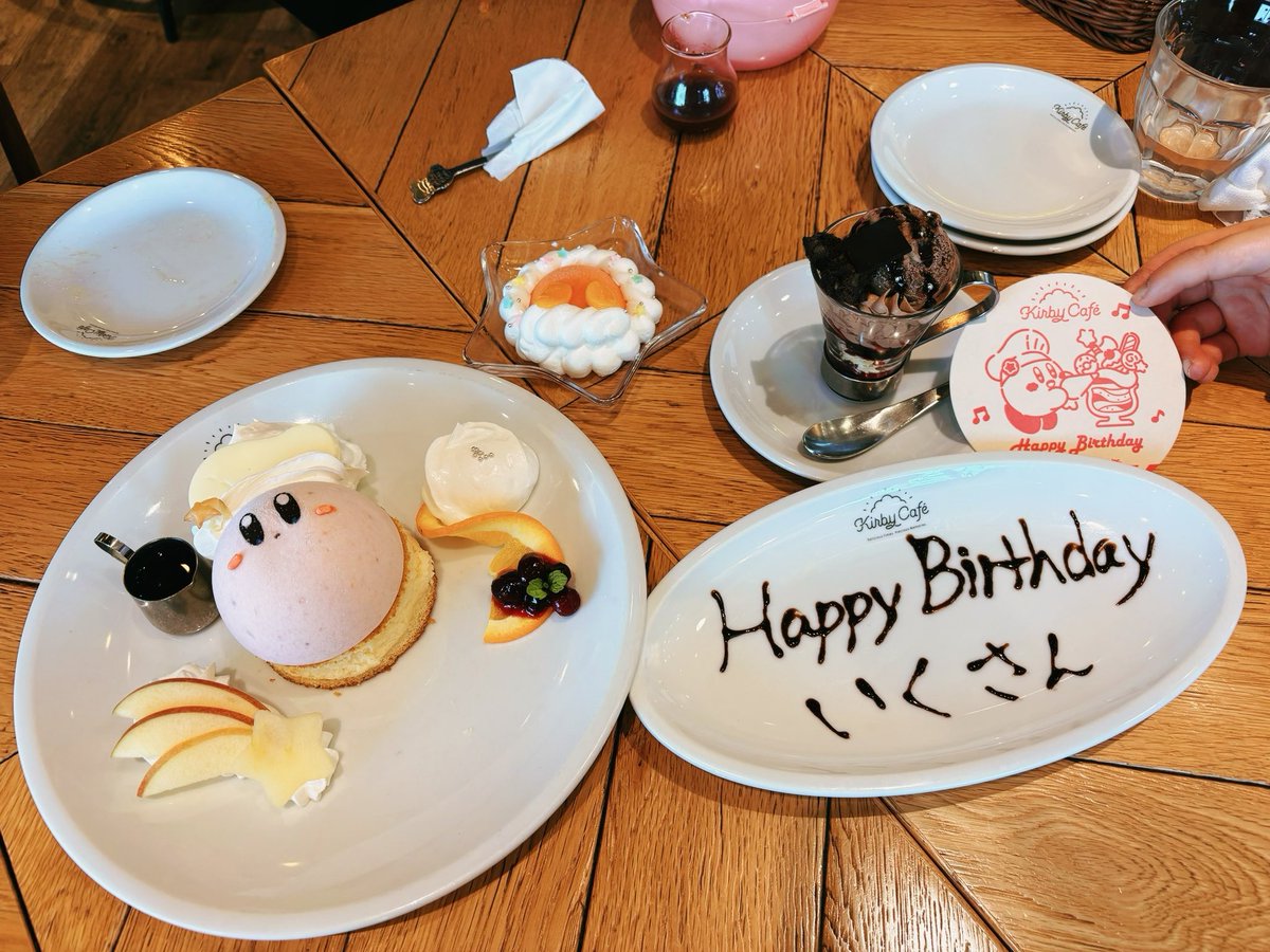 カービィ ,ワドルディ 「iku(REN)さん、えるてニキ、バガニキさんとカービィカフェ行きました(写真許」|🎃あきらしゃん🎃のイラスト